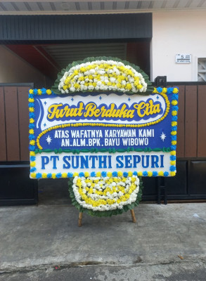 Papan Bunga Duka di Ngadi